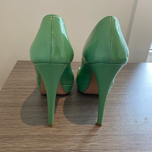 Prada peep toe Pump - Picture 2 of 6